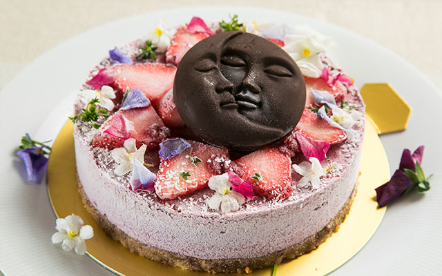 こだわりオーガニックスイーツシフォンケーキ・
デコレーションの販売。