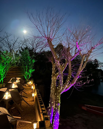 夜のテラスキッチン安寿