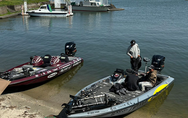琵琶湖でマリンスポーツ